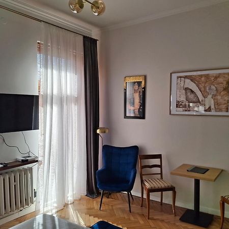 Apartament Studio Z Widokiem Na Rynek Bochnia Bagian luar foto