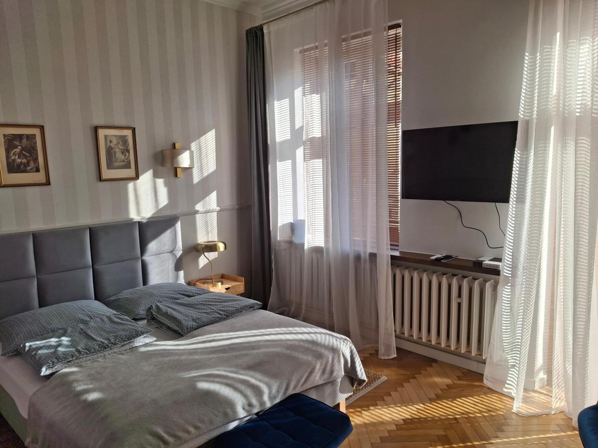 Apartament Studio Z Widokiem Na Rynek Bochnia Bagian luar foto
