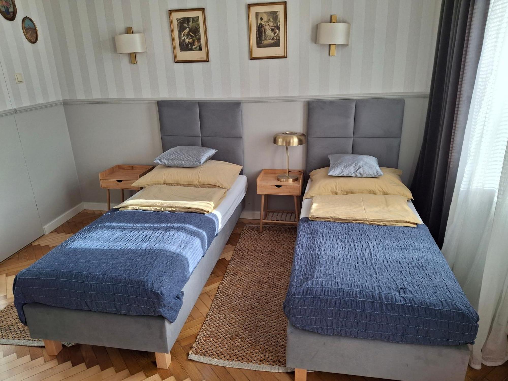 Apartament Studio Z Widokiem Na Rynek Bochnia Bagian luar foto