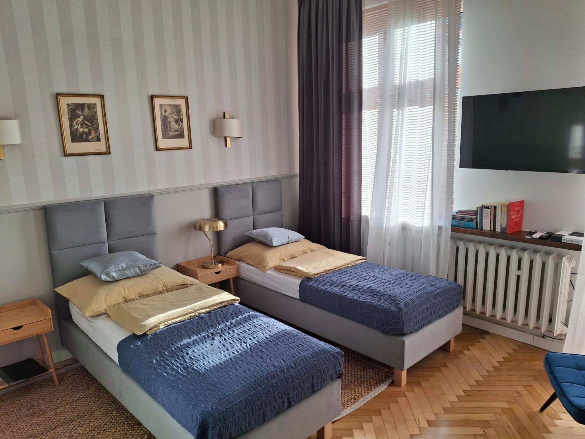 Apartament Studio Z Widokiem Na Rynek Bochnia Bagian luar foto